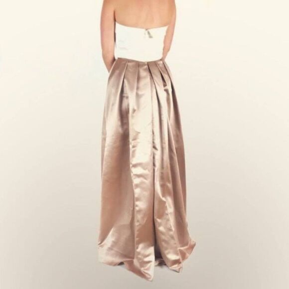 CLEARANCE! Ivory Gather & Gown Long Gown 2 NWT - Picture 4 of 6